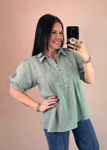 Load image into Gallery viewer, Gauze Collared Top **3 COLORS**
