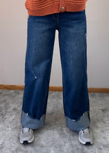 Load image into Gallery viewer, Wide Leg Cuffed Lovervet Jeans
