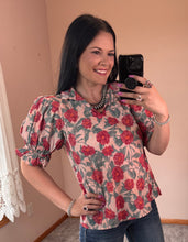 Load image into Gallery viewer, Floral Puff Sleeve Top **2 COLORS** - PLUS
