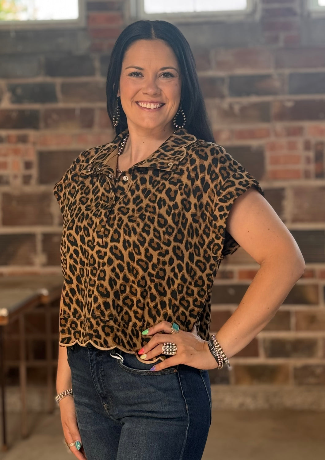 Leopard 1/4 Snap Top