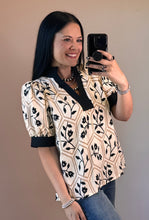 Load image into Gallery viewer, Floral Puff Sleeve Top **2 COLORS** - PLUS
