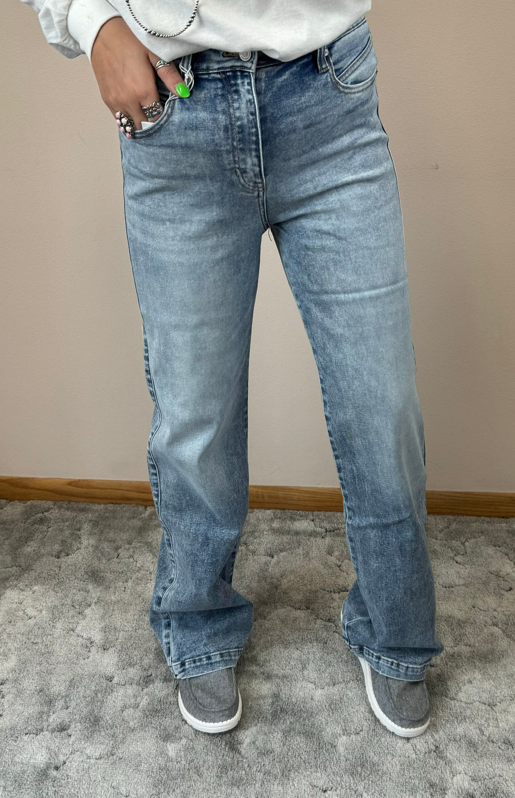 Medium Mineral Wash 90s Flare KanCan Jeans