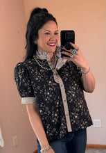 Load image into Gallery viewer, Floral Striped Contrast Top **2 COLORS** - PLUS
