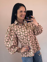 Load image into Gallery viewer, Floral Collared Button Down Top **2 COLORS**
