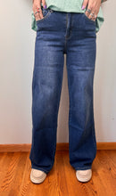 Load image into Gallery viewer, Super High Rise Wide Leg Mica Jeans
