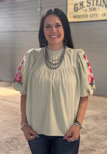 Load image into Gallery viewer, Embroidered Sleeve Top **2 COLORS** - PLUS
