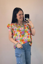 Load image into Gallery viewer, Floral Top - PLUS
