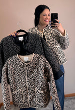 Load image into Gallery viewer, Leopard Quilted Jacket **3 COLORS**
