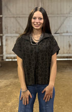 Load image into Gallery viewer, Leopard Knit 1/4 Zip Top **2 COLORS**
