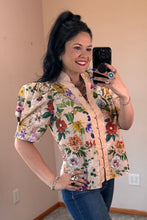 Load image into Gallery viewer, Floral Button Top **2 COLORS** - PLUS
