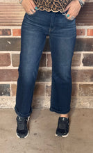 Load image into Gallery viewer, Dark Wash Tummy Control Cropped Risen Jeans
