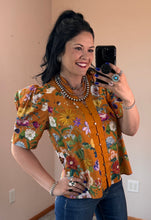 Load image into Gallery viewer, Floral Button Top **2 COLORS** - PLUS
