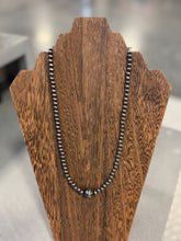 Load image into Gallery viewer, 16" 14mm Single Bead Polished Necklace
