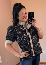 Load image into Gallery viewer, Floral Striped Contrast Top **2 COLORS** - PLUS
