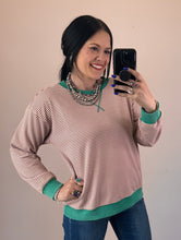 Load image into Gallery viewer, Striped Top **3 COLORS**
