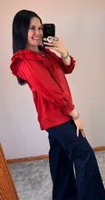 Load image into Gallery viewer, Satin 3/4 Sleeve Top **2 COLORS**
