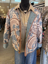 Load image into Gallery viewer, Paisley Quilted Jacket **2 COLORS**
