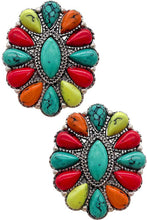 Load image into Gallery viewer, Concho Flower Earrings **2 COLORS**
