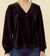 Load image into Gallery viewer, Pleated Velvet Top **3 COLORS**
