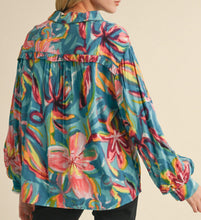 Load image into Gallery viewer, Multicolor Printed Button Up Top **2 COLORS**
