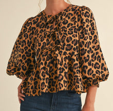 Load image into Gallery viewer, Leopard Peplum Tie Top
