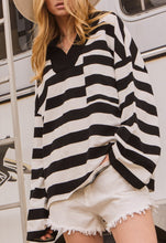 Load image into Gallery viewer, Black And White Striped Oversized Top
