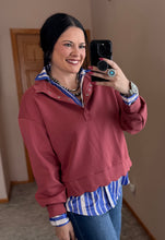 Load image into Gallery viewer, Scallop Hem Pullover **2 COLORS**
