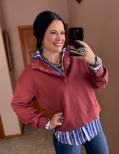 Load image into Gallery viewer, Scallop Hem Pullover **2 COLORS**
