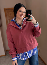 Load image into Gallery viewer, Scallop Hem Pullover **2 COLORS**
