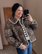 Load image into Gallery viewer, Leopard Quilted Jacket
