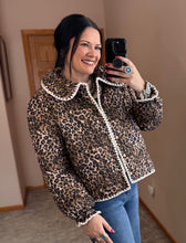 Load image into Gallery viewer, Leopard Quilted Jacket
