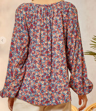 Load image into Gallery viewer, Floral Top **2 COLORS** - PLUS
