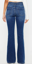 Load image into Gallery viewer, Medium Wash Bootcut KanCan Jeans - PETITE
