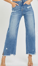 Load image into Gallery viewer, Medium Wash Cropped Wide Leg Risen Jeans
