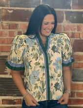 Load image into Gallery viewer, Floral Puff Sleeve Top **2 COLORS** - PLUS
