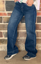 Load image into Gallery viewer, Dark Wash Wide Leg Trouser Hem Lovervet Jeans

