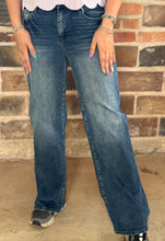 Load image into Gallery viewer, Wide Leg Comfort Stretch Petra Jeans

