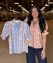 Load image into Gallery viewer, Floral Puff Sleeve Top ** 2 COLORS **
