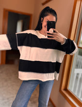 Load image into Gallery viewer, Striped Exposed Seam Top **4 COLORS** - PLUS
