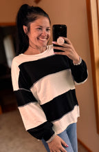 Load image into Gallery viewer, Striped Exposed Seam Top **4 COLORS** - PLUS
