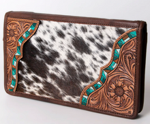 Load image into Gallery viewer, Tooled Leather Clutch Jewelry Case
