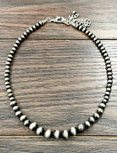 16" Graduated Navajo Pearl Necklace