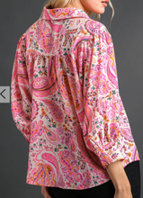 Load image into Gallery viewer, Pink Paisley 3/4 Sleeve Collared Top

