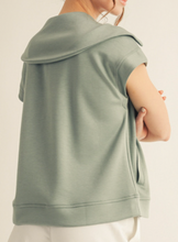 Load image into Gallery viewer, Solid 1/4 Zip Vest **3 COLORS**
