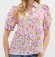 Load image into Gallery viewer, Orchid Floral Button Up Top

