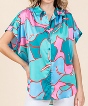 Load image into Gallery viewer, Satin Print Button Down Top **2 COLORS**
