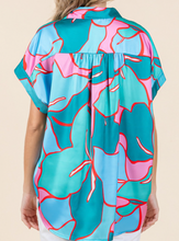 Load image into Gallery viewer, Satin Print Button Down Top **2 COLORS**
