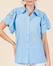 Load image into Gallery viewer, Eyelet Sleeve Top **2 COLORS**
