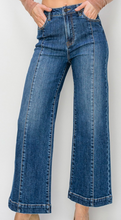 Load image into Gallery viewer, Dark Wash Front Seam Cropped Risen Jeans

