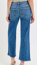 Load image into Gallery viewer, Medium Washed Tummy Control Cropped Risen Jeans
